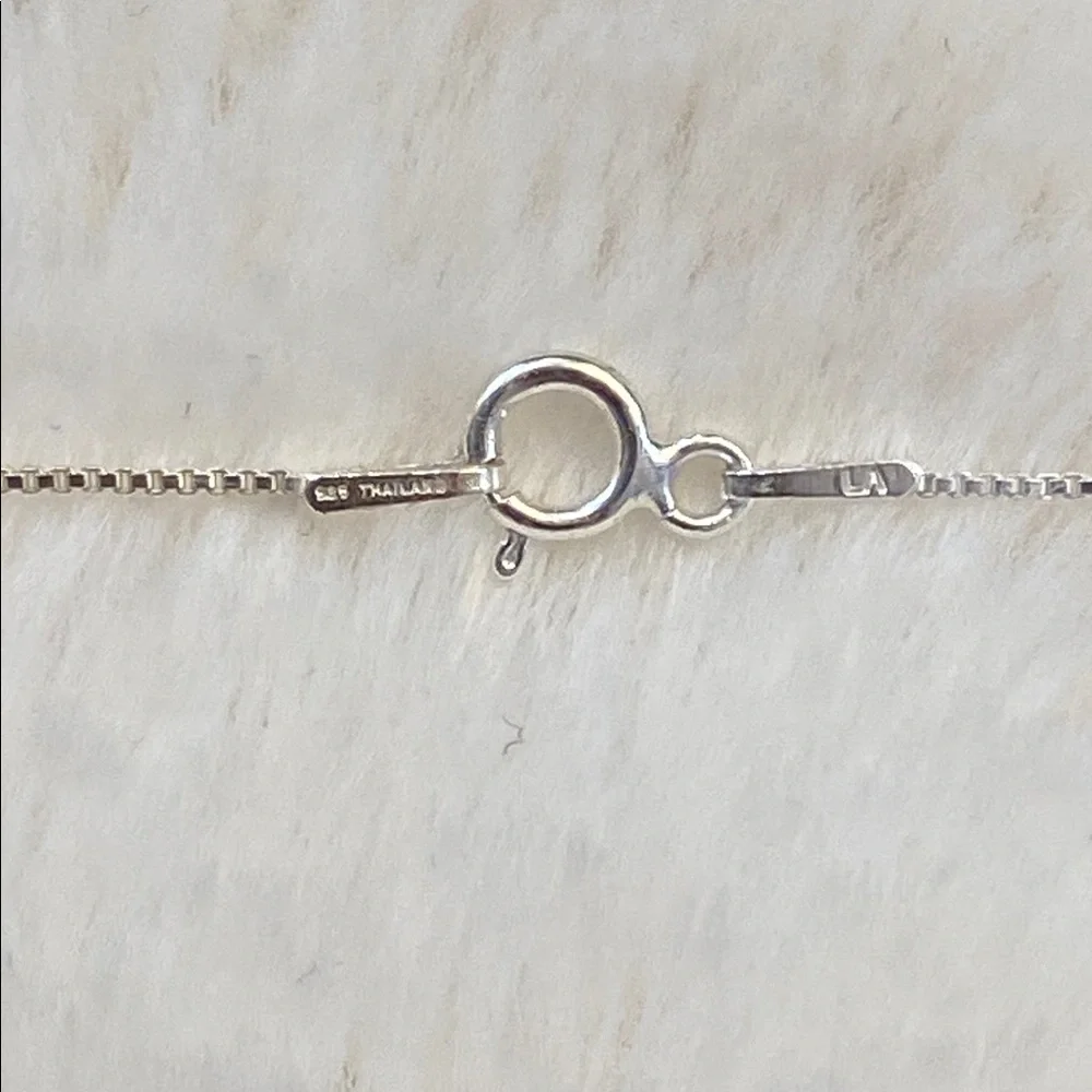 Faith Love Family Pendant - Picture 5 of 7